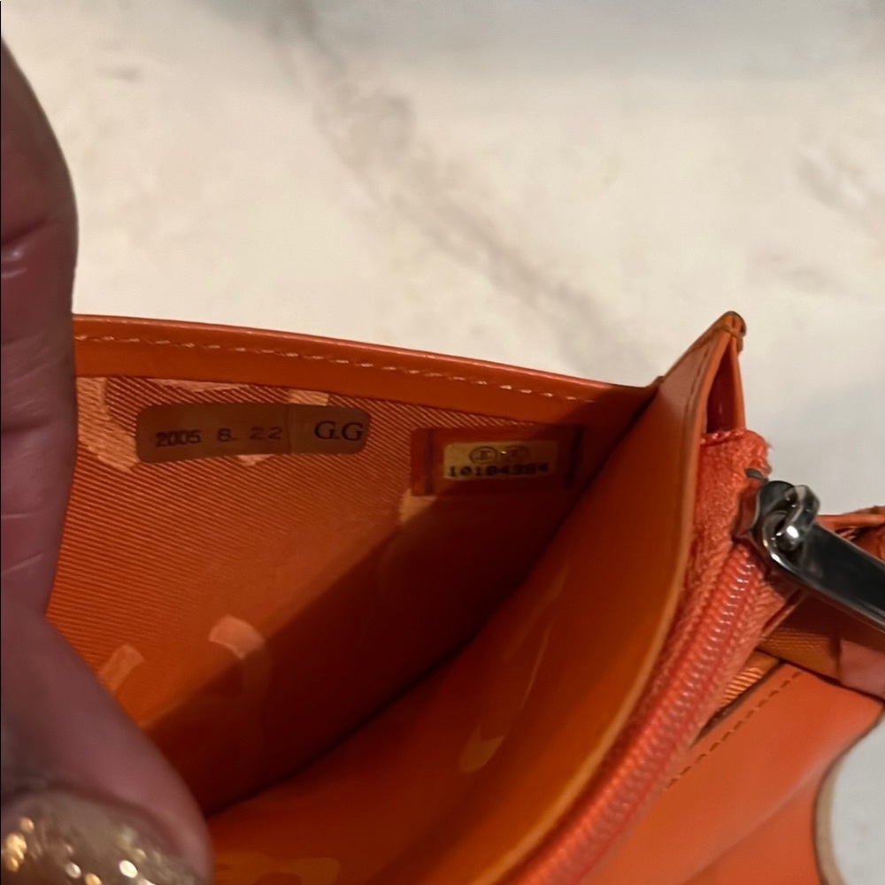 Chanel Quilted Beige Wallet - Picture 10 of 10